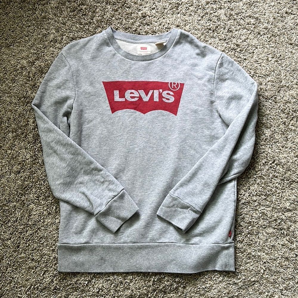 Levi’s crew neck sweatshirt